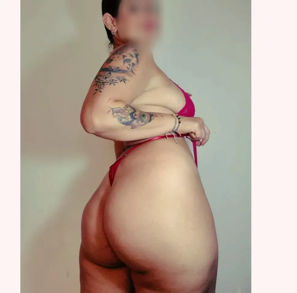 Antía, 33 años