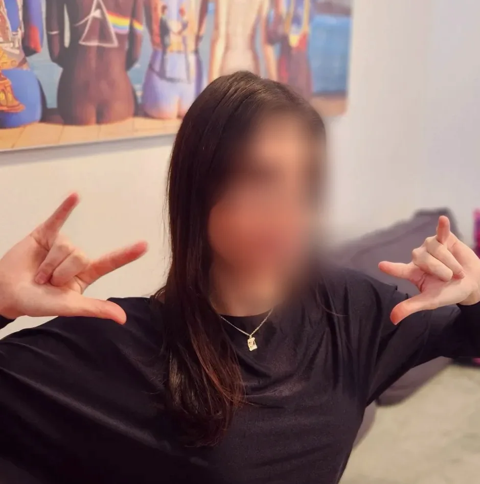 Elena, 27 años